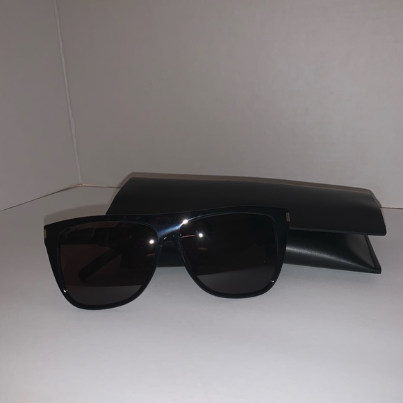 Yves Saint Laurent Bloggers favorite main image 9